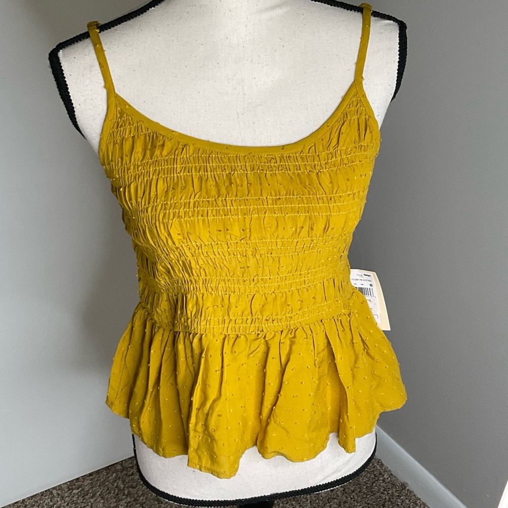 NWT Tank Top, adjustable straps, mustard color, size XL